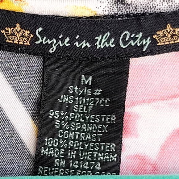 Suzie in the City floral/geometric pattern design, top has sheer overlay, medium - Picture 3 of 7